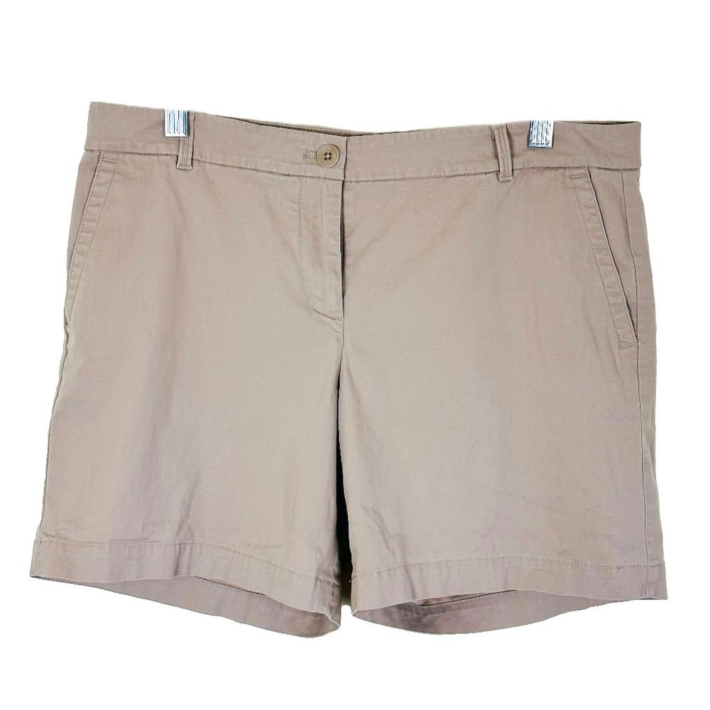 TALBOTS The Weekend Short Khaki Tan Classic Flat Front Stretch shorts, Size 10P